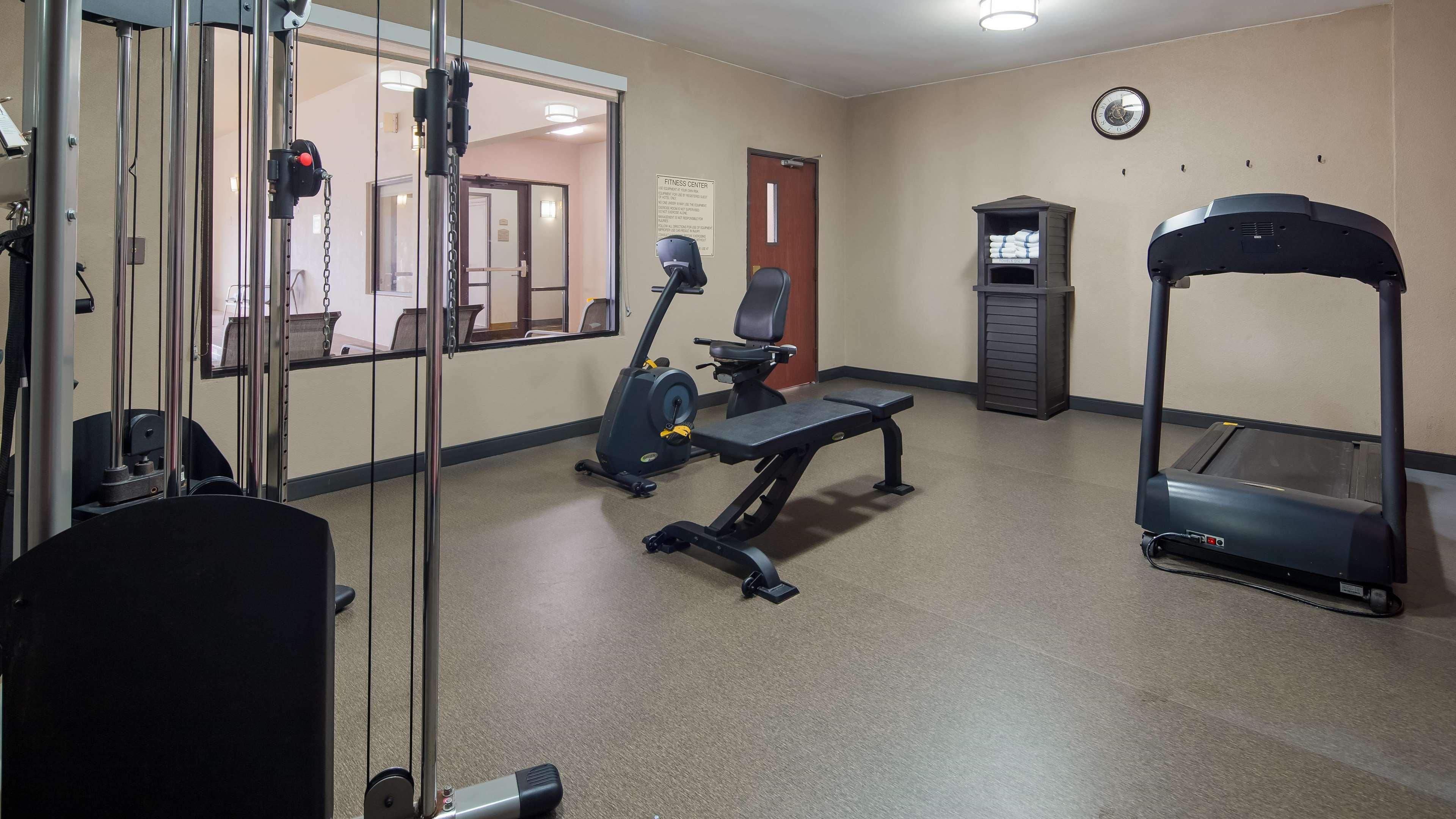 Best Western Granbury Inn And Suites Bagian luar foto